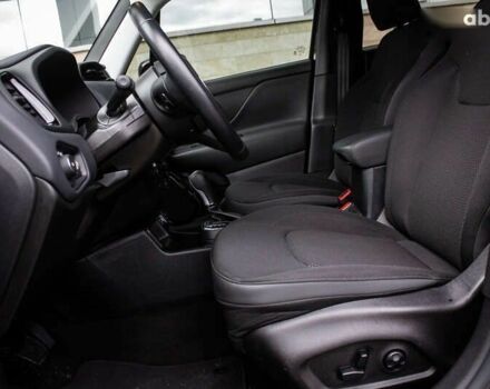 Джип Ренегат, объемом двигателя 2.4 л и пробегом 60 тыс. км за 15800 $, фото 13 на Automoto.ua