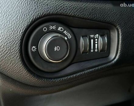 Джип Ренегат, объемом двигателя 1.3 л и пробегом 56 тыс. км за 13990 $, фото 27 на Automoto.ua