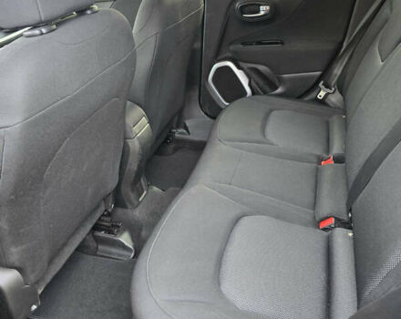 Джип Ренегат, объемом двигателя 2.4 л и пробегом 73 тыс. км за 16000 $, фото 6 на Automoto.ua