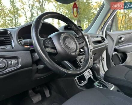 Джип Ренегат, объемом двигателя 2.36 л и пробегом 90 тыс. км за 13777 $, фото 1 на Automoto.ua