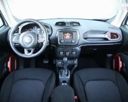 Джип Ренегат, объемом двигателя 0 л и пробегом 42 тыс. км за 15300 $, фото 12 на Automoto.ua
