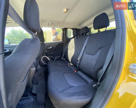 Жовтий Джип Ренегат, об'ємом двигуна 2.4 л та пробігом 190 тис. км за 14900 $, фото 24 на Automoto.ua