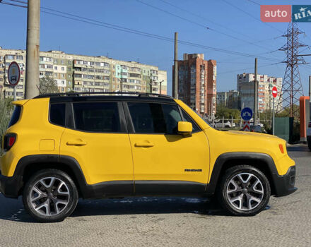 Жовтий Джип Ренегат, об'ємом двигуна 2.4 л та пробігом 190 тис. км за 14900 $, фото 5 на Automoto.ua