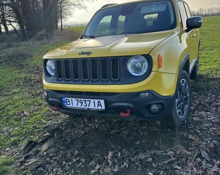 Желтый Джип Ренегат, объемом двигателя 2.36 л и пробегом 187 тыс. км за 12500 $, фото 3 на Automoto.ua