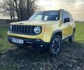 Желтый Джип Ренегат, объемом двигателя 2.36 л и пробегом 187 тыс. км за 12500 $, фото 1 на Automoto.ua