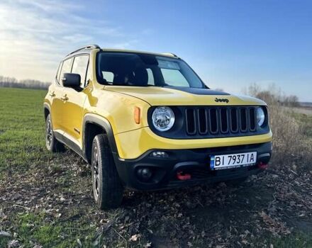 Желтый Джип Ренегат, объемом двигателя 2.36 л и пробегом 187 тыс. км за 12500 $, фото 2 на Automoto.ua