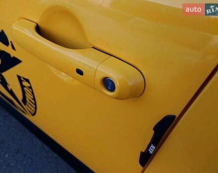 Жовтий Джип Ренегат, об'ємом двигуна 2.36 л та пробігом 78 тис. км за 11700 $, фото 7 на Automoto.ua