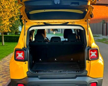 Жовтий Джип Ренегат, об'ємом двигуна 2.4 л та пробігом 194 тис. км за 11600 $, фото 2 на Automoto.ua