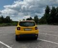 Желтый Джип Ренегат, объемом двигателя 1.37 л и пробегом 185 тыс. км за 12000 $, фото 1 на Automoto.ua