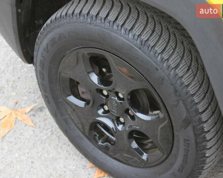 Желтый Джип Ренегат, объемом двигателя 2.36 л и пробегом 197 тыс. км за 11999 $, фото 11 на Automoto.ua