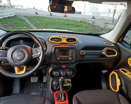 Жовтий Джип Ренегат, об'ємом двигуна 2.4 л та пробігом 77 тис. км за 13400 $, фото 1 на Automoto.ua