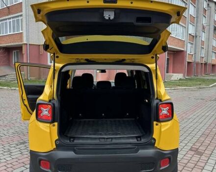 Желтый Джип Ренегат, объемом двигателя 2.36 л и пробегом 92 тыс. км за 14300 $, фото 19 на Automoto.ua