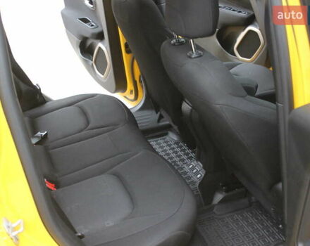 Желтый Джип Ренегат, объемом двигателя 2.36 л и пробегом 197 тыс. км за 11999 $, фото 21 на Automoto.ua