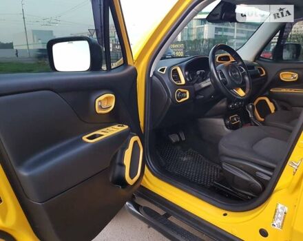 Жовтий Джип Ренегат, об'ємом двигуна 2.4 л та пробігом 77 тис. км за 13400 $, фото 33 на Automoto.ua
