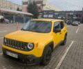 Желтый Джип Ренегат, объемом двигателя 2.36 л и пробегом 123 тыс. км за 14100 $, фото 1 на Automoto.ua