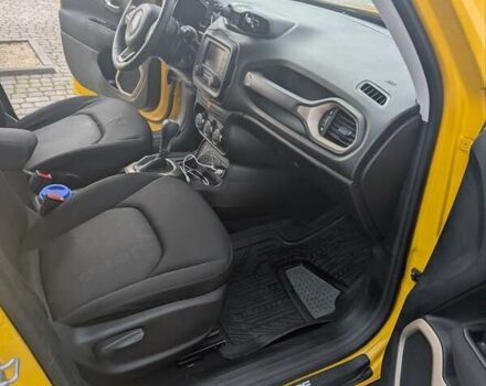 Желтый Джип Ренегат, объемом двигателя 2.36 л и пробегом 123 тыс. км за 14100 $, фото 19 на Automoto.ua