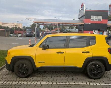 Желтый Джип Ренегат, объемом двигателя 2.36 л и пробегом 123 тыс. км за 14100 $, фото 2 на Automoto.ua