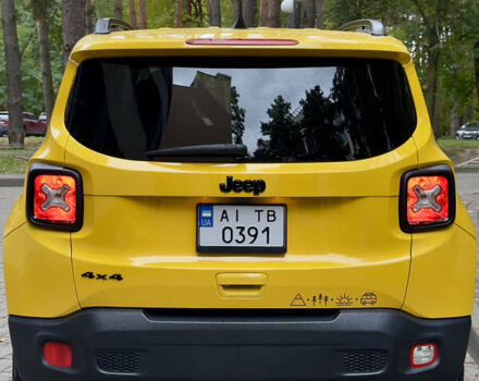 Джип Ренегат 2018 у Києві на Automoto.ua Жовтий Джип Ренегат, об'ємом двигуна 2.36 л та пробігом 75 тис. км за 14900 $, фото 5 на Automoto.ua