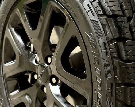 Джип Ренегат 2018 у Києві на Automoto.ua Жовтий Джип Ренегат, об'ємом двигуна 2.36 л та пробігом 75 тис. км за 14900 $, фото 9 на Automoto.ua