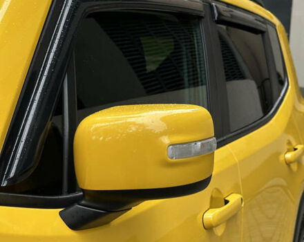 Джип Ренегат 2018 у Києві на Automoto.ua Жовтий Джип Ренегат, об'ємом двигуна 2.36 л та пробігом 75 тис. км за 14900 $, фото 10 на Automoto.ua