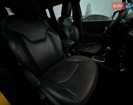 Желтый Джип Ренегат, объемом двигателя 2.36 л и пробегом 112 тыс. км за 14000 $, фото 17 на Automoto.ua