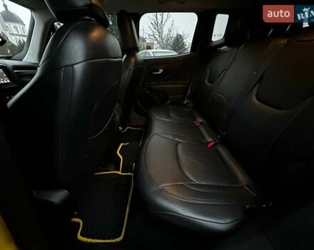 Желтый Джип Ренегат, объемом двигателя 2.36 л и пробегом 112 тыс. км за 14000 $, фото 14 на Automoto.ua