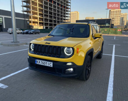 Желтый Джип Ренегат, объемом двигателя 2.36 л и пробегом 88 тыс. км за 13599 $, фото 1 на Automoto.ua