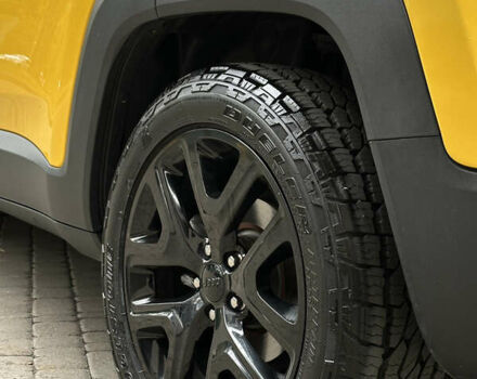 Джип Ренегат 2018 у Києві на Automoto.ua Жовтий Джип Ренегат, об'ємом двигуна 2.36 л та пробігом 75 тис. км за 14900 $, фото 8 на Automoto.ua