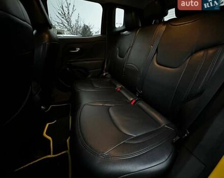 Желтый Джип Ренегат, объемом двигателя 2.36 л и пробегом 112 тыс. км за 14000 $, фото 13 на Automoto.ua