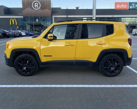 Желтый Джип Ренегат, объемом двигателя 2.36 л и пробегом 88 тыс. км за 13599 $, фото 2 на Automoto.ua