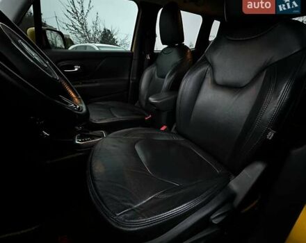 Желтый Джип Ренегат, объемом двигателя 2.36 л и пробегом 112 тыс. км за 14000 $, фото 11 на Automoto.ua