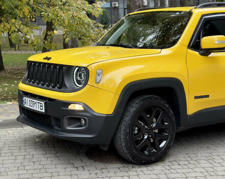 Джип Ренегат 2018 у Києві на Automoto.ua Жовтий Джип Ренегат, об'ємом двигуна 2.36 л та пробігом 75 тис. км за 14900 $, фото 3 на Automoto.ua