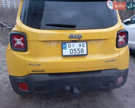 Желтый Джип Ренегат, объемом двигателя 2.4 л и пробегом 163 тыс. км за 12900 $, фото 1 на Automoto.ua