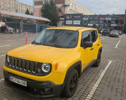 Желтый Джип Ренегат, объемом двигателя 2.36 л и пробегом 123 тыс. км за 14100 $, фото 1 на Automoto.ua