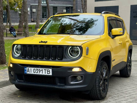 Джип Ренегат 2018 в Киеве на Automoto.ua Желтый Джип Ренегат, объемом двигателя 2.36 л и пробегом 75 тыс. км за 14900 $, фото 1 на Automoto.ua