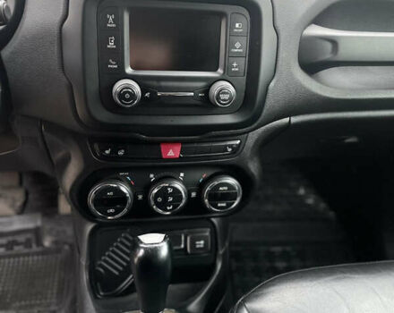 Серый Джип Ренегат, объемом двигателя 2.4 л и пробегом 174 тыс. км за 11400 $, фото 11 на Automoto.ua