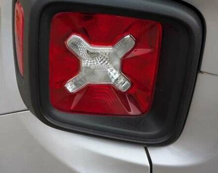 Серый Джип Ренегат, объемом двигателя 2.36 л и пробегом 190 тыс. км за 13500 $, фото 9 на Automoto.ua