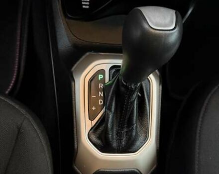 Серый Джип Ренегат, объемом двигателя 2.36 л и пробегом 153 тыс. км за 12499 $, фото 24 на Automoto.ua