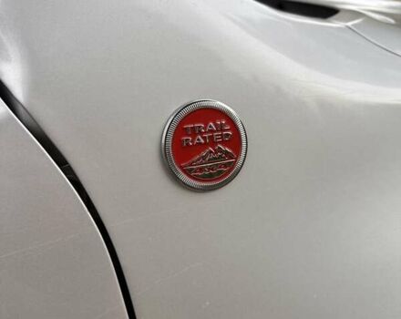 Сірий Джип Ренегат, об'ємом двигуна 2.36 л та пробігом 199 тис. км за 11900 $, фото 17 на Automoto.ua