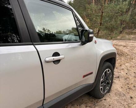 Сірий Джип Ренегат, об'ємом двигуна 2.36 л та пробігом 199 тис. км за 11900 $, фото 6 на Automoto.ua