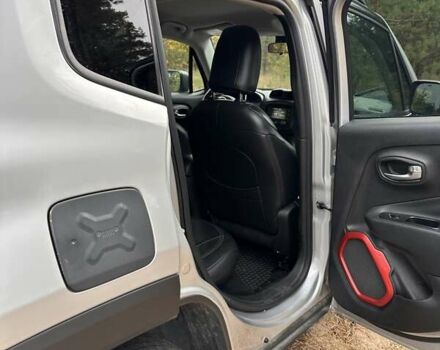 Сірий Джип Ренегат, об'ємом двигуна 2.36 л та пробігом 199 тис. км за 11900 $, фото 27 на Automoto.ua