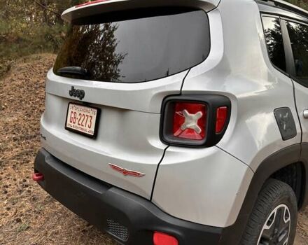 Сірий Джип Ренегат, об'ємом двигуна 2.36 л та пробігом 199 тис. км за 11900 $, фото 9 на Automoto.ua