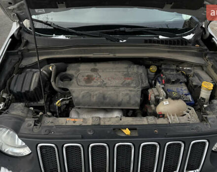 Серый Джип Ренегат, объемом двигателя 2.36 л и пробегом 190 тыс. км за 11000 $, фото 21 на Automoto.ua