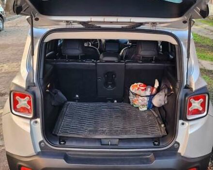 Сірий Джип Ренегат, об'ємом двигуна 2.36 л та пробігом 93 тис. км за 14000 $, фото 25 на Automoto.ua