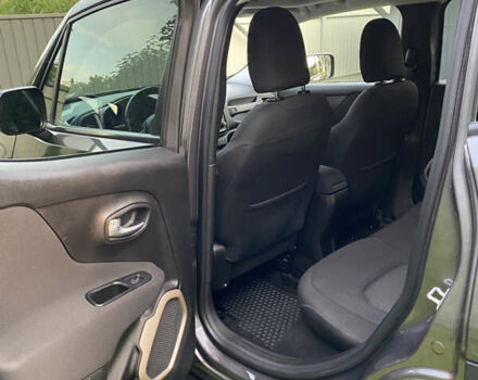 Серый Джип Ренегат, объемом двигателя 2.36 л и пробегом 146 тыс. км за 13450 $, фото 11 на Automoto.ua