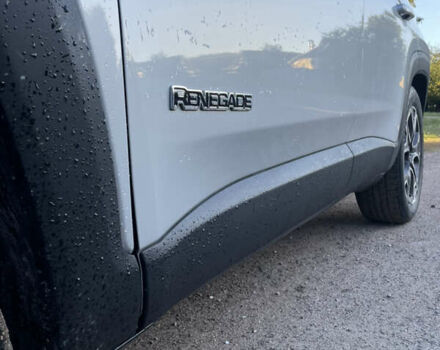 Джип Ренегат 2015 у Чернігові на Automoto.ua Сірий Джип Ренегат, об'ємом двигуна 2.4 л та пробігом 174 тис. км за 11300 $, фото 9 на Automoto.ua