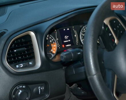 Джип Ренегат 2016 в Кривом Роге на Automoto.ua Серый Джип Ренегат, объемом двигателя 2.36 л и пробегом 146 тыс. км за 12850 $, фото 10 на Automoto.ua