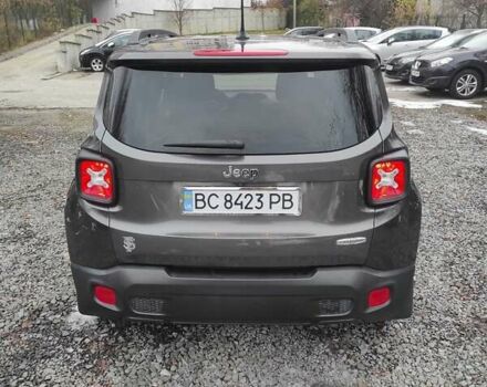 Серый Джип Ренегат, объемом двигателя 2.36 л и пробегом 67 тыс. км за 12600 $, фото 6 на Automoto.ua