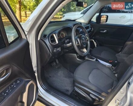 Серый Джип Ренегат, объемом двигателя 2.4 л и пробегом 168 тыс. км за 10900 $, фото 10 на Automoto.ua