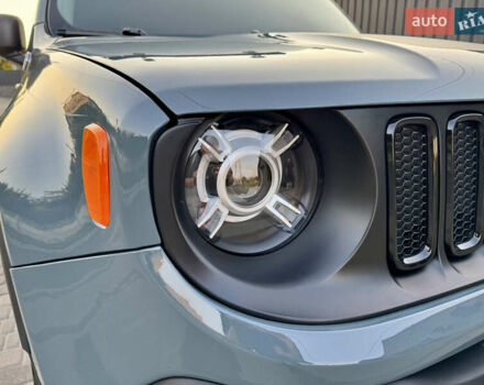 Серый Джип Ренегат, объемом двигателя 2.36 л и пробегом 232 тыс. км за 14700 $, фото 7 на Automoto.ua